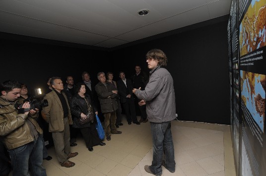 visita guiada a l'expo del Camp dels Ninots a Molins de Rei